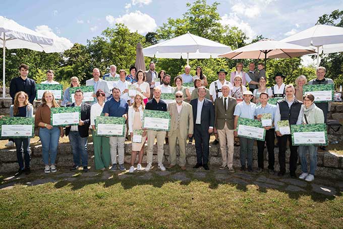 Die „Gemeinsam Boden gut machen“-Preisträger*innen 2024 – Foto: Alnatura/A. List